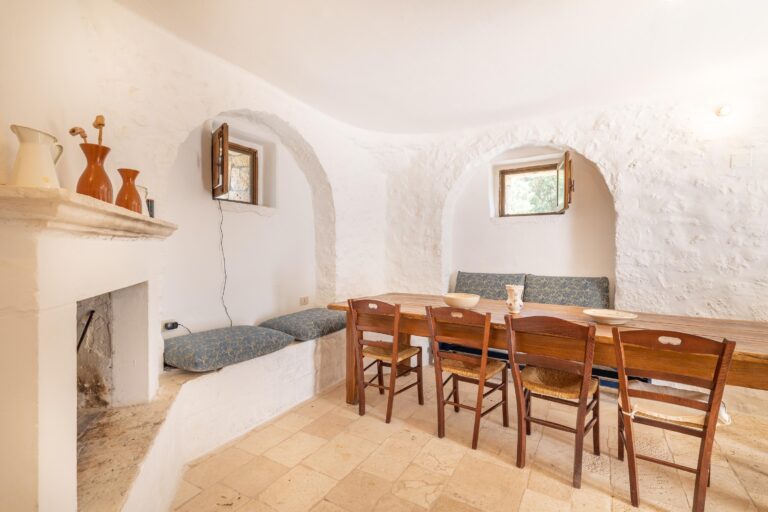 Trullo Sophie