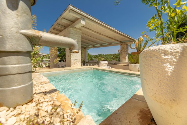 Villa Trullo Bianco