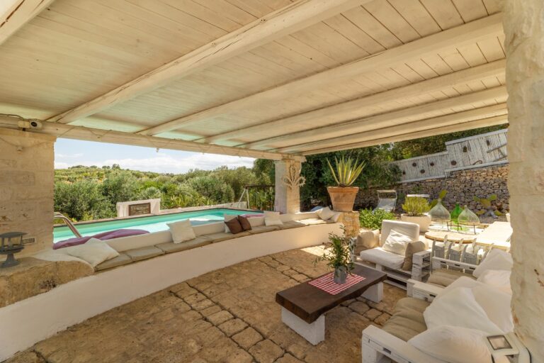 Villa Trullo Bianco
