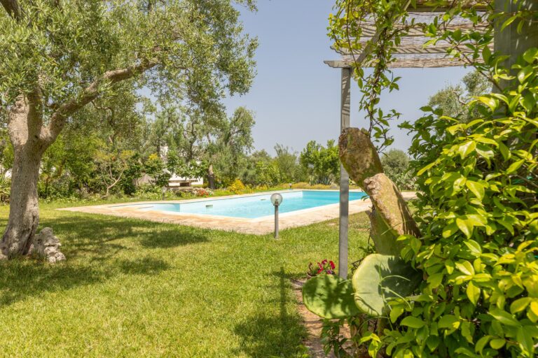 Villa Verdena down