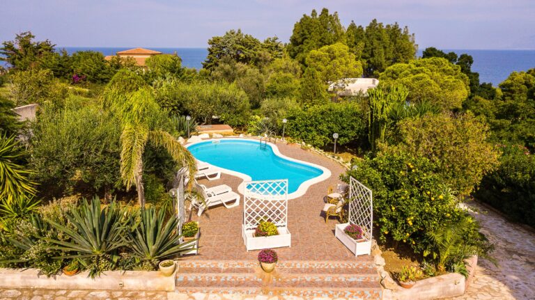 Villa Reyna
