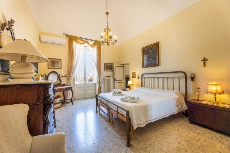 Apulia Honor Palace