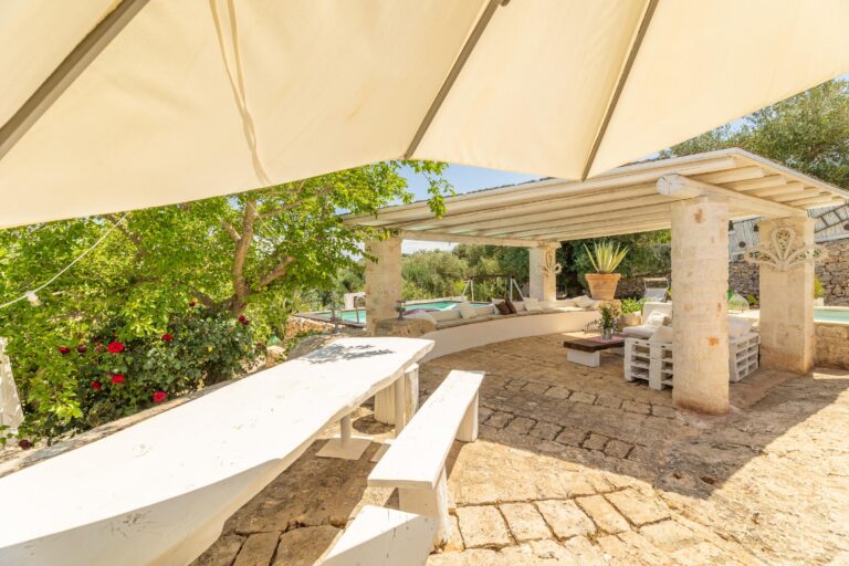Villa Trullo Bianco