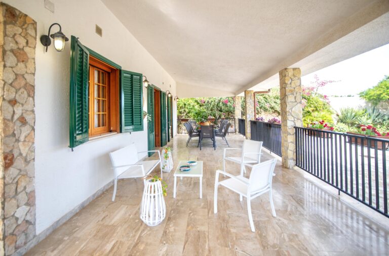 Villa Reyna