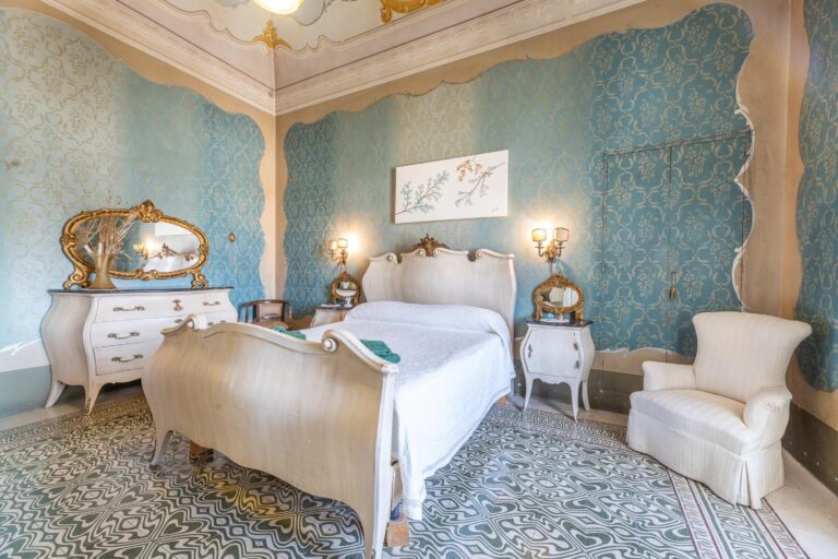 Apulia Honor Palace