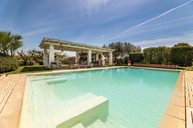 Trullo Patricia Pool