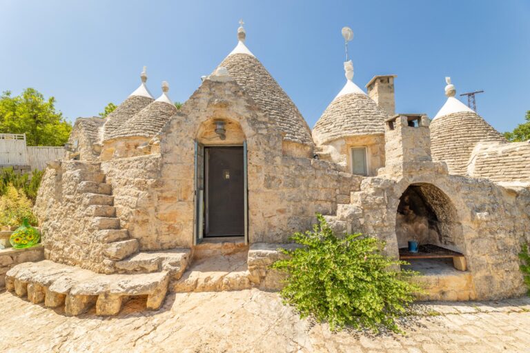 Villa Trullo Bianco