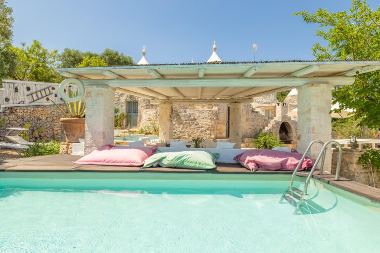 Villa Trullo Bianco