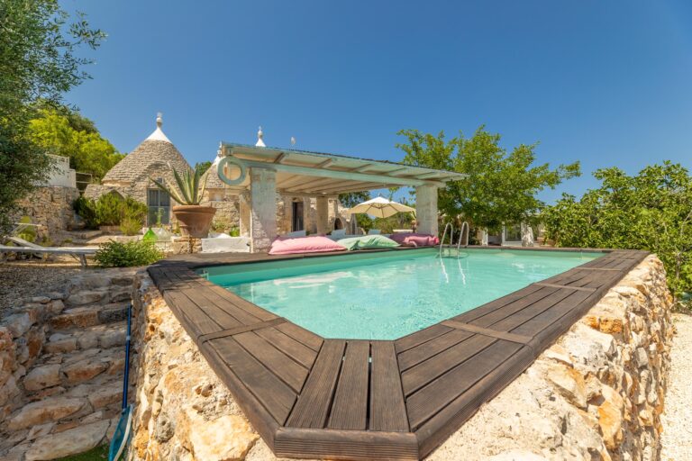 Villa Trullo Bianco