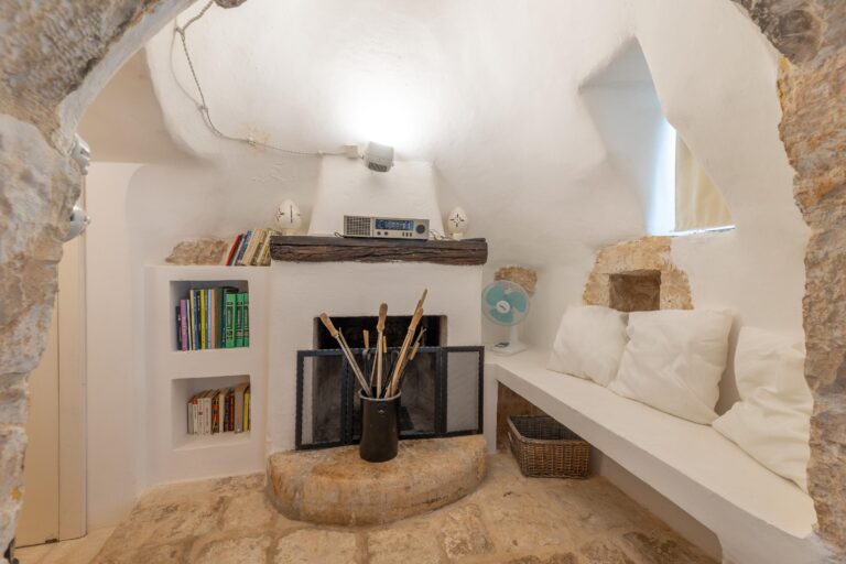 Villa Trullo Bianco