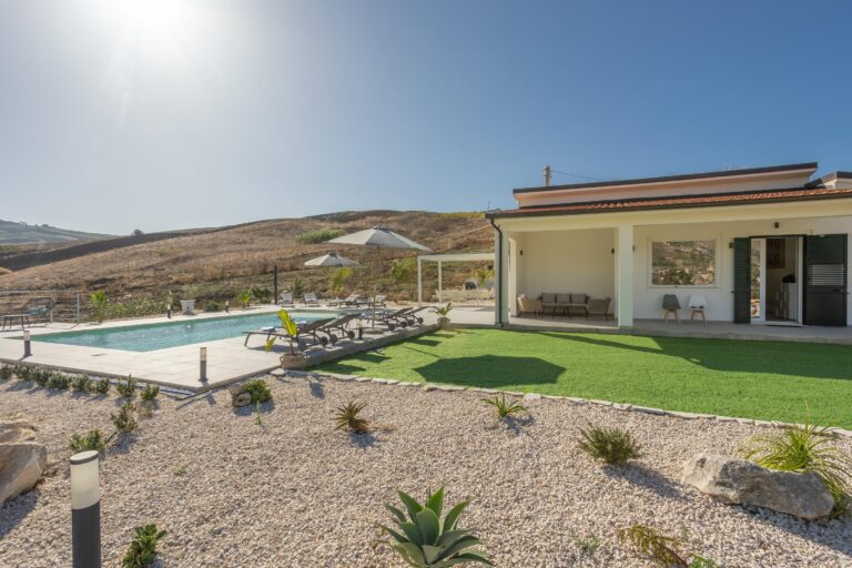 Villa Aurora