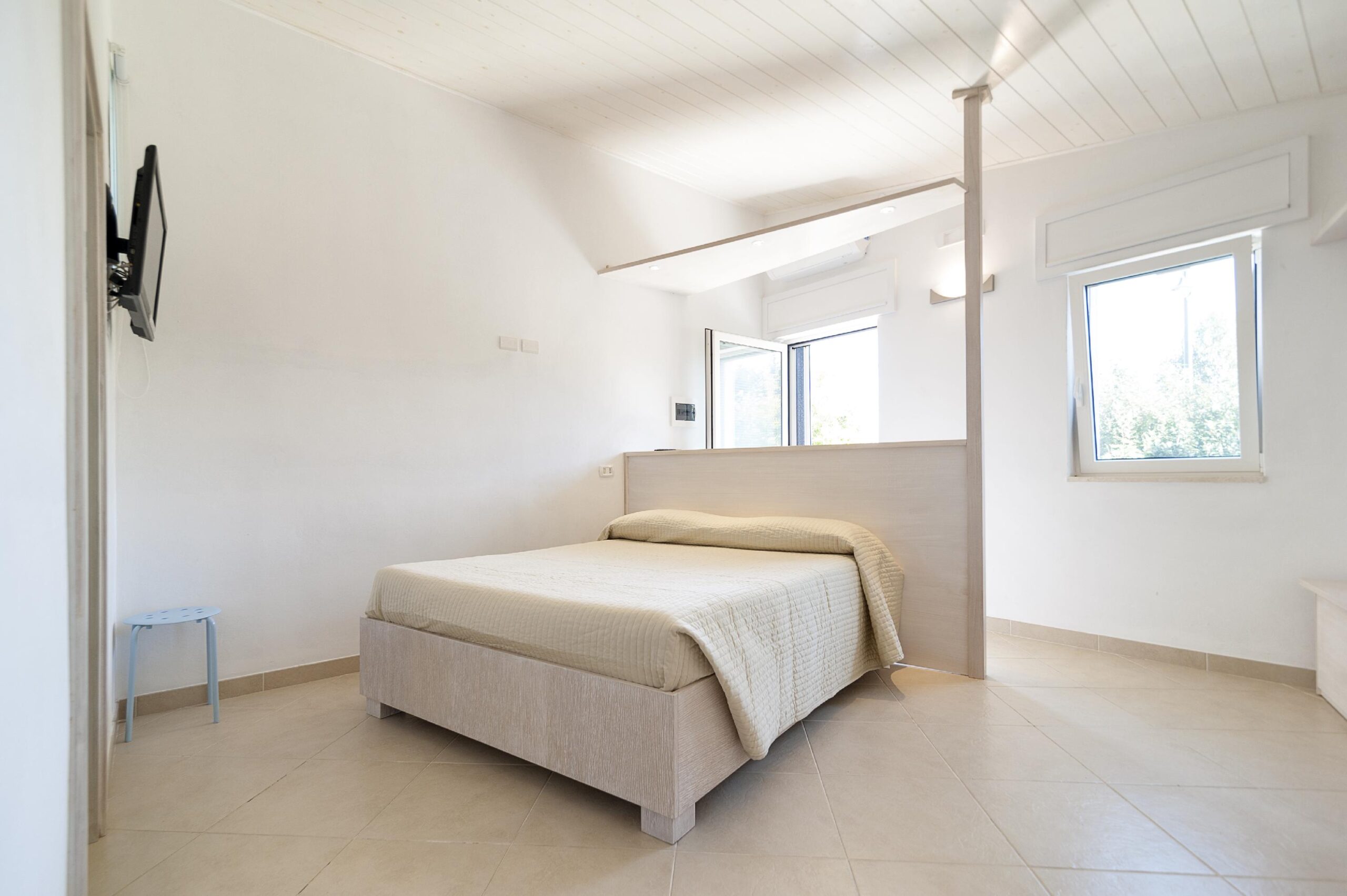 Jupiter Apartment