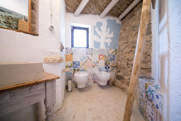 Prestige pool trullo
