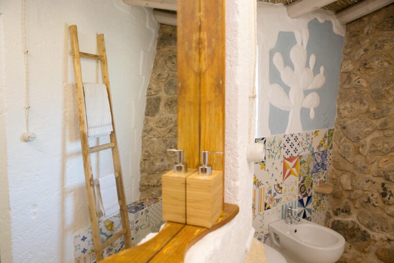 Prestige pool trullo