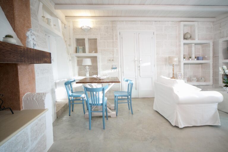 Prestige pool trullo
