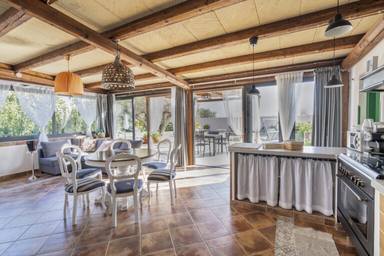 Villa Kadia