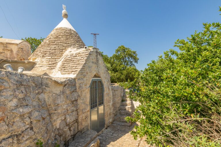 Villa Trullo Bianco