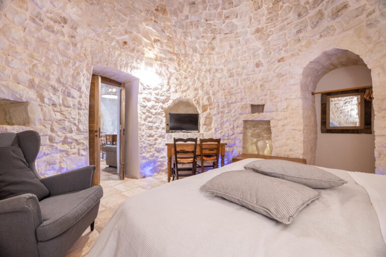 Trullo Fortuna Pool Suite