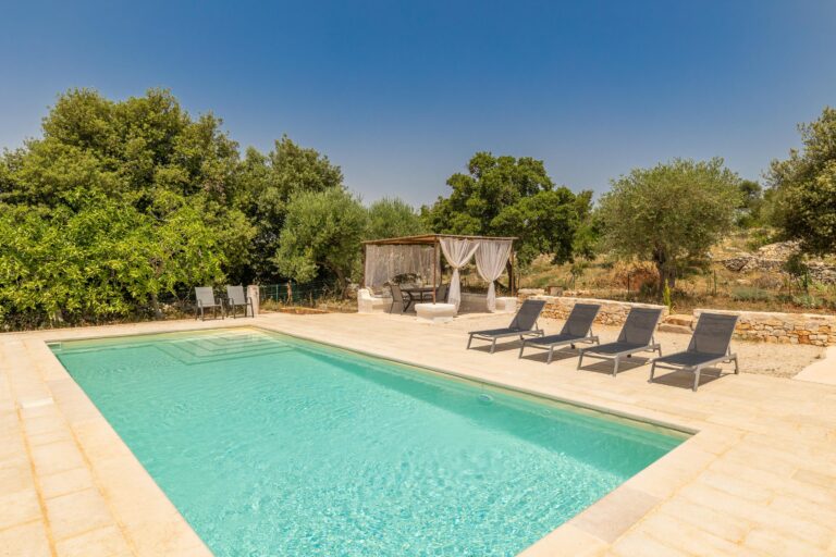 Trullo Sophie
