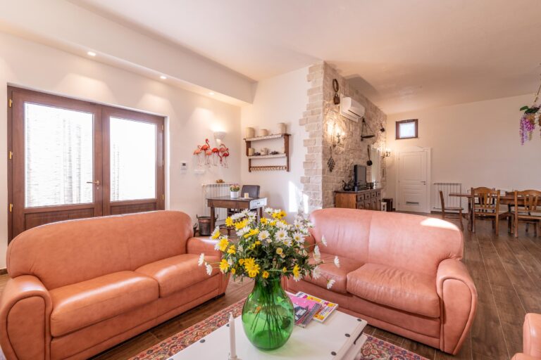 Villa Icaria