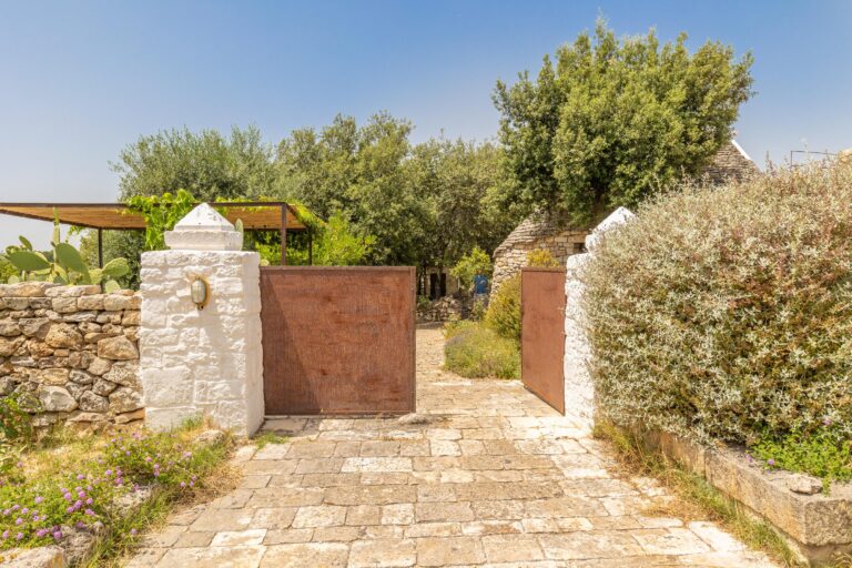 Trullo Sophie