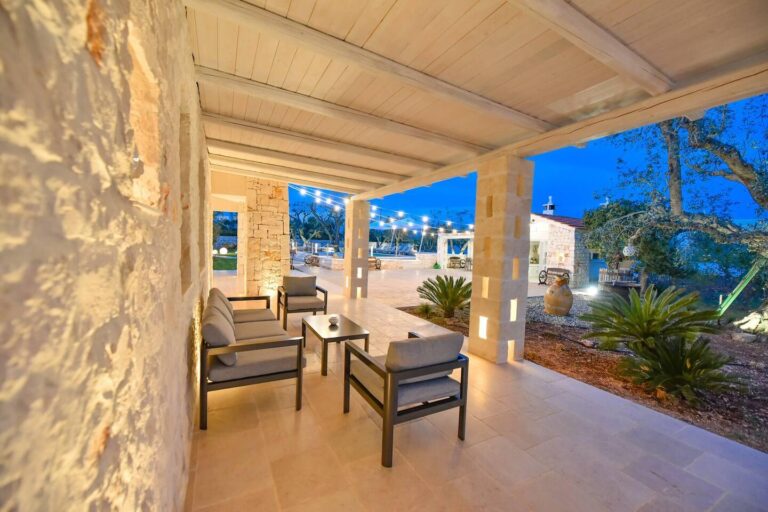 Villa Moonrice
