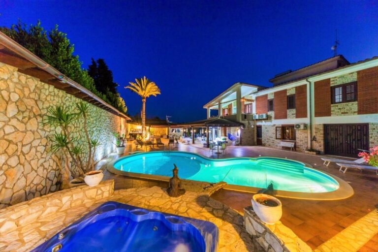 Villa Aversa