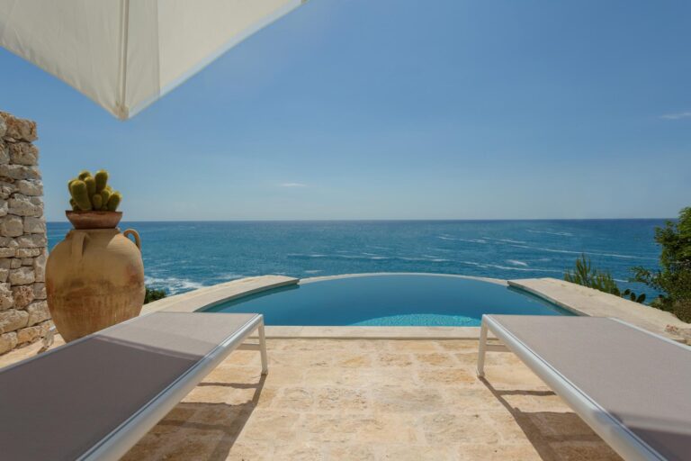 Villa Infinity