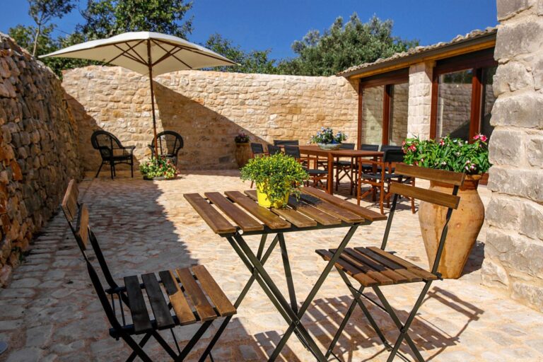 Villa Eteria