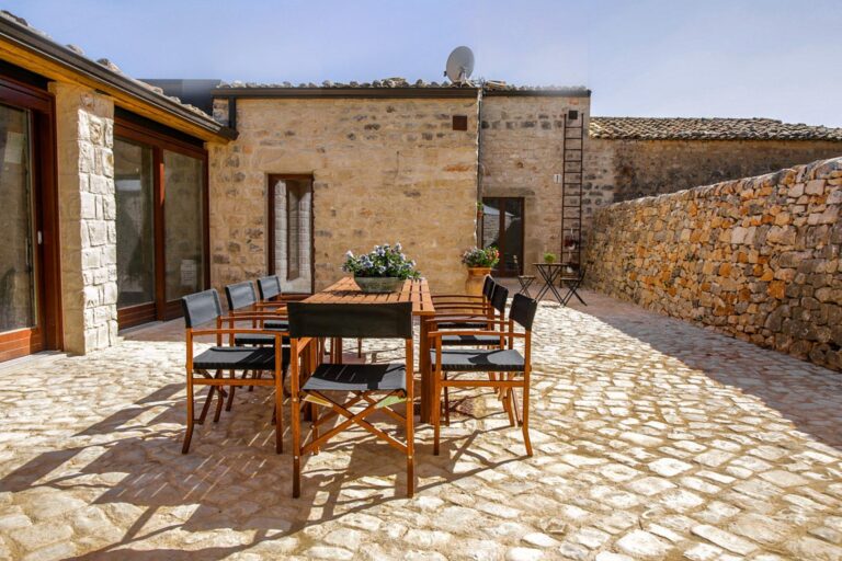 Villa Eteria